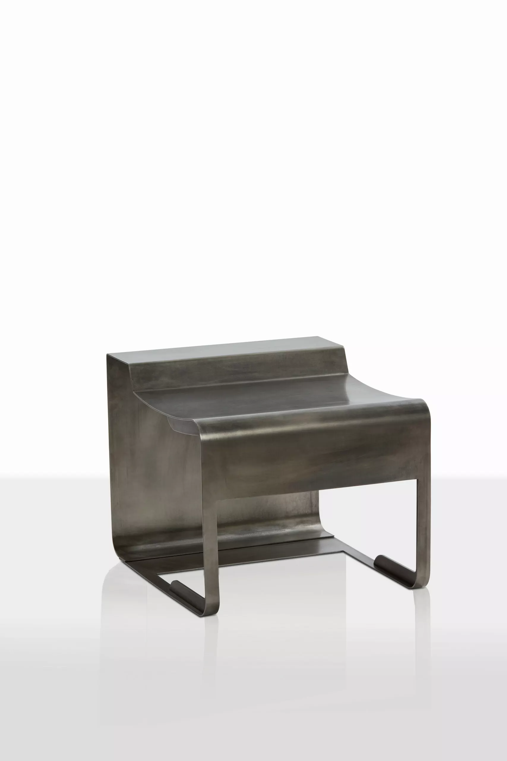 Pouf Ruban de Capucine Damour, vue 1